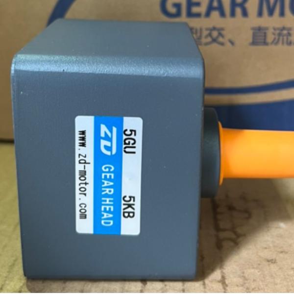 Hộp Số Gảm Tốc ZD 5GU5KB